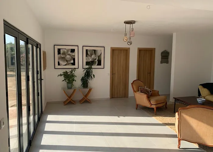 A Tranquil Garden Apartment, Carvoeiro - Benagil